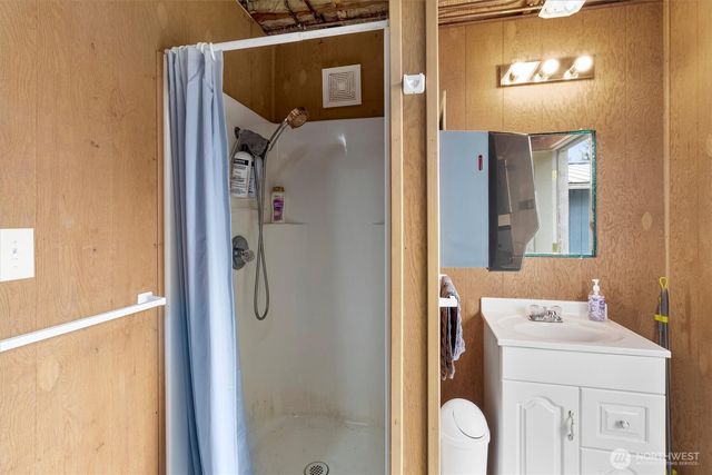 17703 W Big Lake Blvd, Mount Vernon, WA 98274