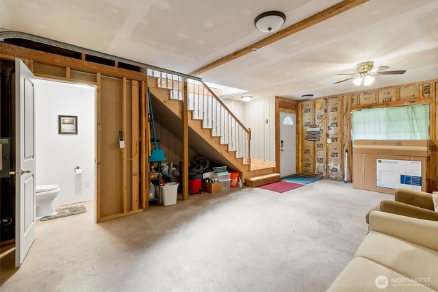 17703 W Big Lake Blvd, Mount Vernon, WA 98274