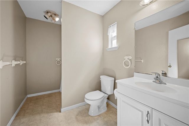 3949 County Road 4705, Aransas Pass, TX 78336