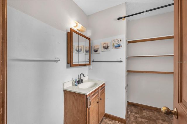 38719 12TH AVENUE, Zephyrhills, FL 33542