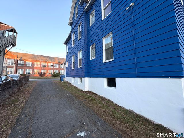 171 Bassett Street, New Britain, CT 06051