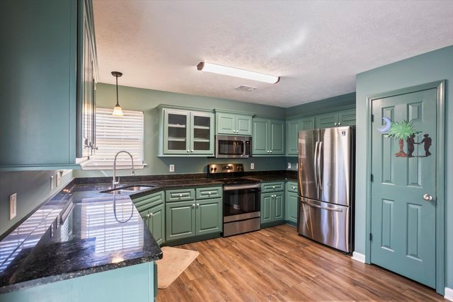 404 Pine Avenue SE, Aiken, SC 29803
