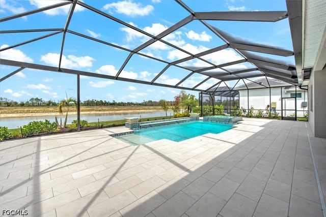 17211 Blue Sapphire DR, Fort Myers, FL 33913