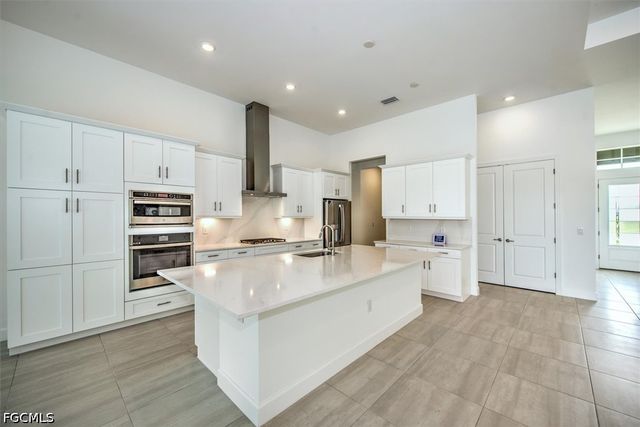 17211 Blue Sapphire DR, Fort Myers, FL 33913