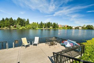 322 N 134th Street #102, Seattle, WA 98133