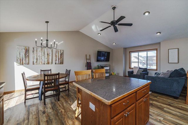 320 Bluebill Street, Baldwin, WI 54002