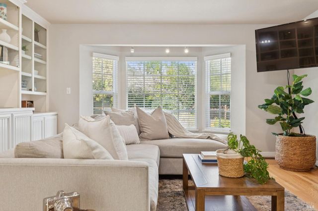 1195 Congress Valley Rd, Napa, CA 94558