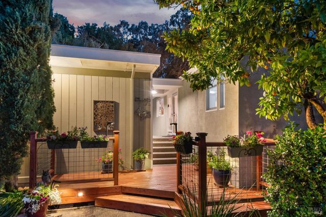 1195 Congress Valley Rd, Napa, CA 94558