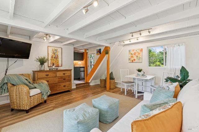 1195 Congress Valley Rd, Napa, CA 94558