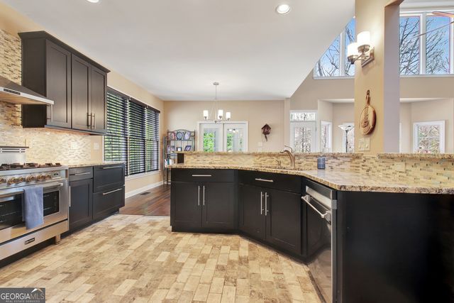 114 Larkins Landing, Peachtree City, GA 30269