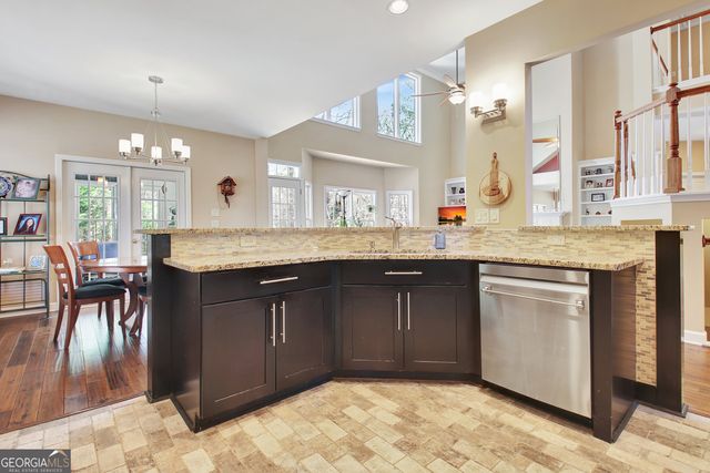 114 Larkins Landing, Peachtree City, GA 30269