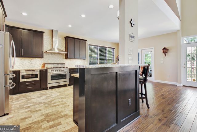 114 Larkins Landing, Peachtree City, GA 30269