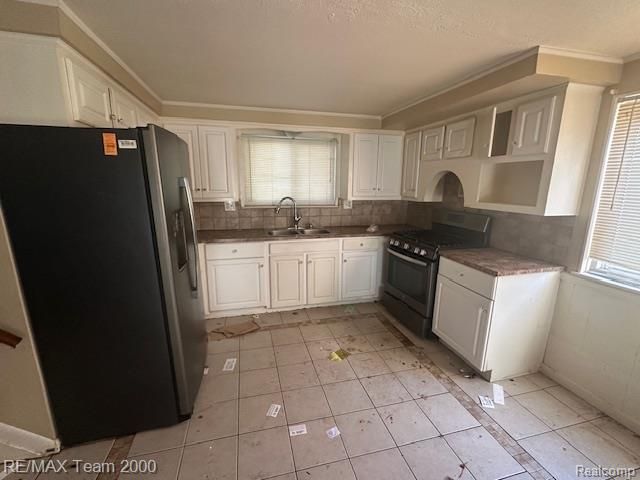 9043 Wormer, Redford, MI 48239