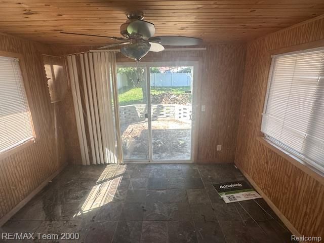 9043 Wormer, Redford, MI 48239