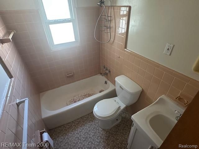 9043 Wormer, Redford, MI 48239