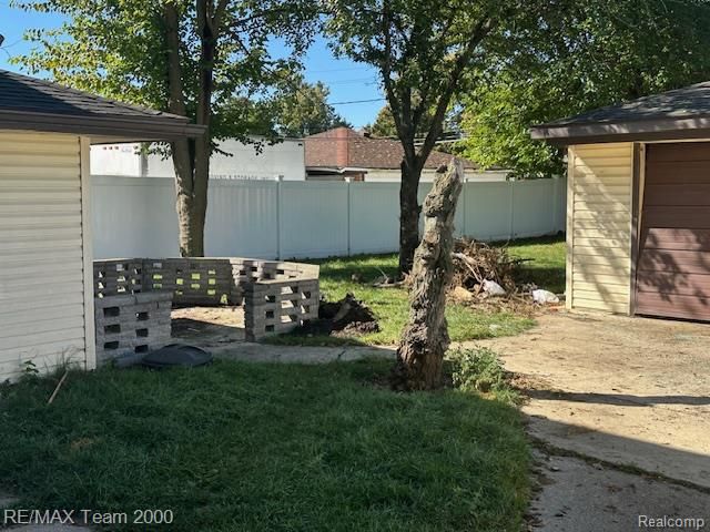 9043 Wormer, Redford, MI 48239