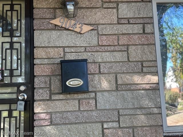 9043 Wormer, Redford, MI 48239