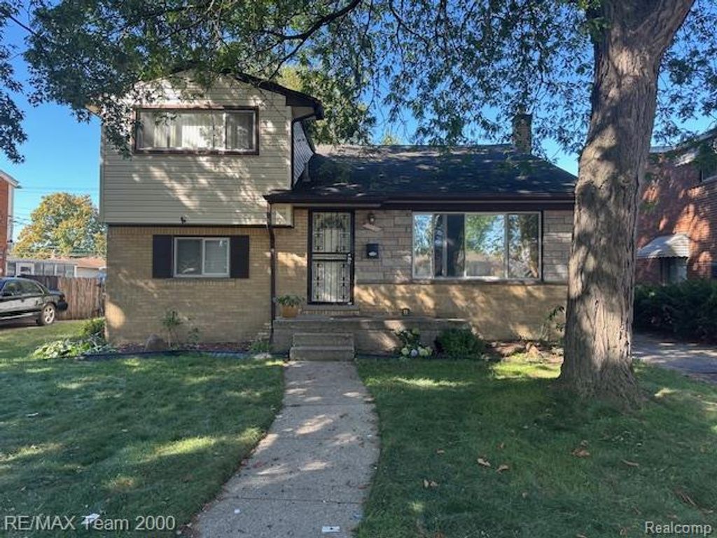 9043 Wormer, Redford, MI 48239