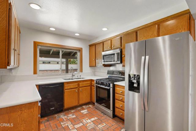 5828 Sunny Vista Avenue, Oak Park, CA 91377