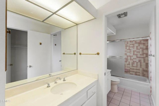 5828 Sunny Vista Avenue, Oak Park, CA 91377