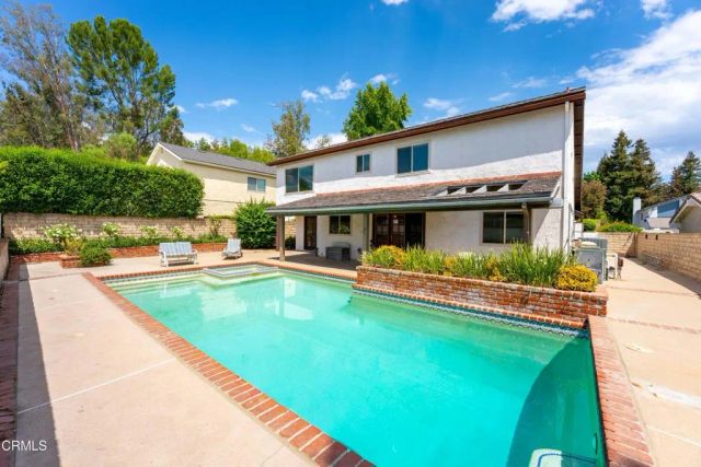 5828 Sunny Vista Avenue, Oak Park, CA 91377
