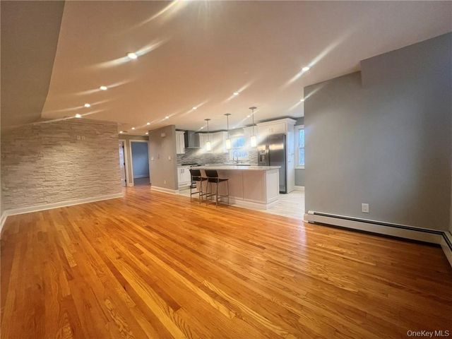 36 Roanoke Avenue 2, Rye Brook, NY 10573