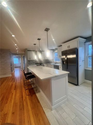 36 Roanoke Avenue 2, Rye Brook, NY 10573