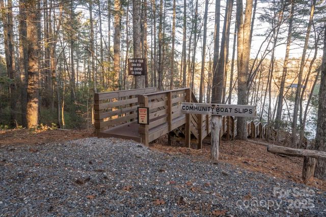 49 Lake James Road, Marion, NC 28752