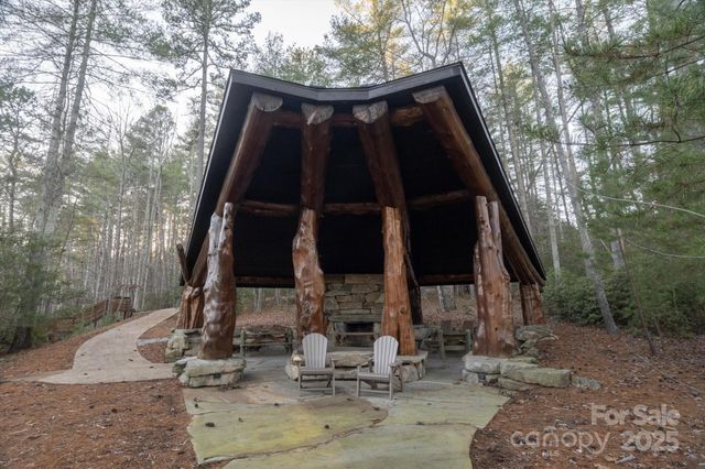 49 Lake James Road, Marion, NC 28752