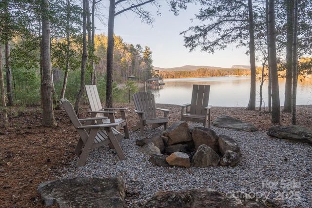 49 Lake James Road, Marion, NC 28752
