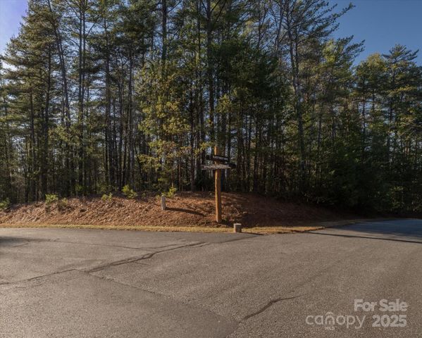 49 Lake James Road, Marion, NC 28752