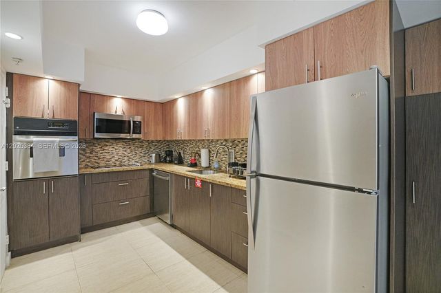 4001 S Ocean Dr 3P, Hollywood, FL 33019