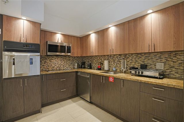 4001 S Ocean Dr 3P, Hollywood, FL 33019