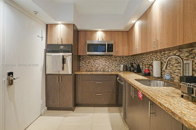 4001 S Ocean Dr 3P, Hollywood, FL 33019