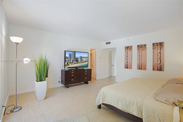 4001 S Ocean Dr 3P, Hollywood, FL 33019