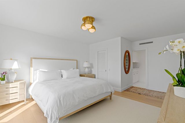 100 Worth Avenue 401, Palm Beach, FL 33480