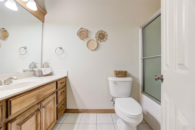 8808 NW 114th Street, Oklahoma City, OK 73162