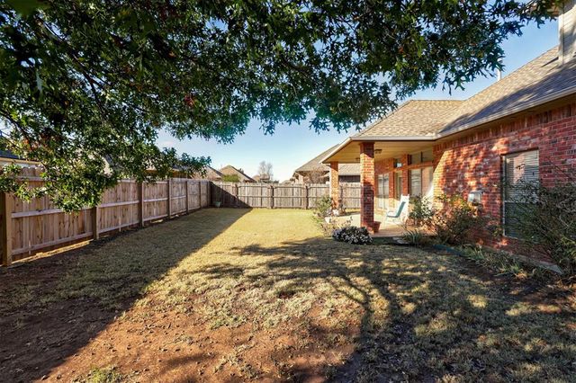 8808 NW 114th Street, Oklahoma City, OK 73162