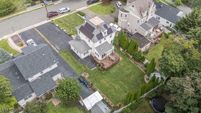 147 Claremont Ave, Verona Twp., NJ 07044