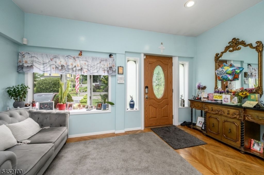 147 Claremont Ave, Verona Twp., NJ 07044 — photo 4
