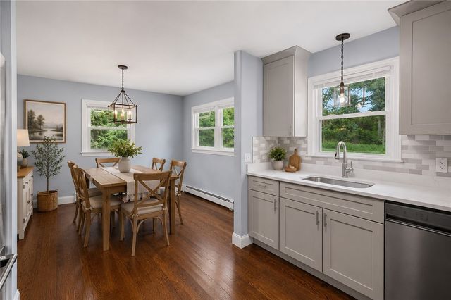 126 Alton Bradford Road, Hopkinton, RI 02808