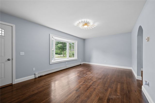 126 Alton Bradford Road, Hopkinton, RI 02808