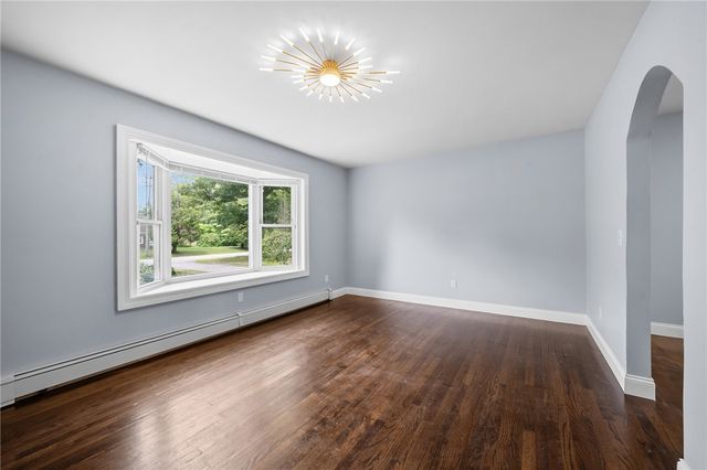 126 Alton Bradford Road, Hopkinton, RI 02808