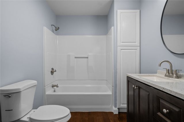 126 Alton Bradford Road, Hopkinton, RI 02808