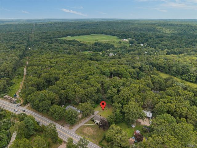126 Alton Bradford Road, Hopkinton, RI 02808
