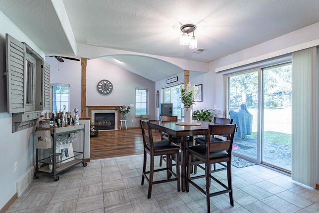 1914-1916 BROOK VIEW COURT, Wausau, WI 54403