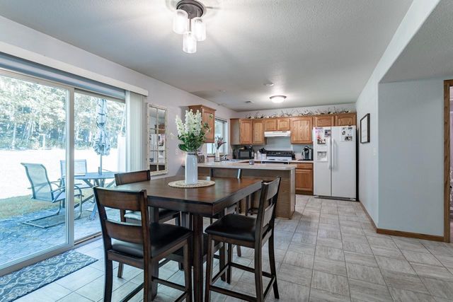 1914-1916 BROOK VIEW COURT, Wausau, WI 54403