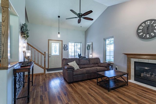 1914-1916 BROOK VIEW COURT, Wausau, WI 54403