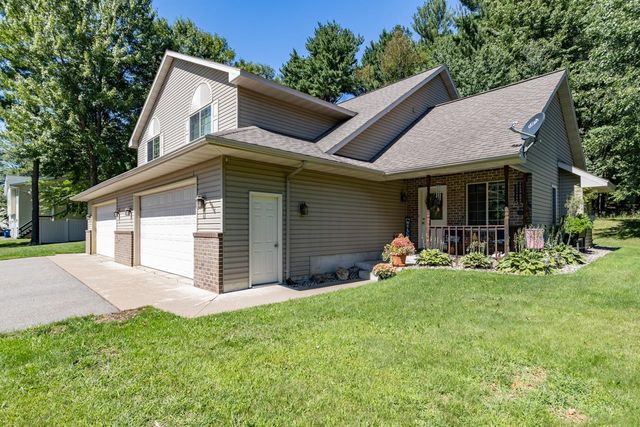 1914-1916 BROOK VIEW COURT, Wausau, WI 54403