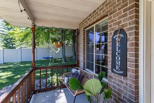 1914-1916 BROOK VIEW COURT, Wausau, WI 54403